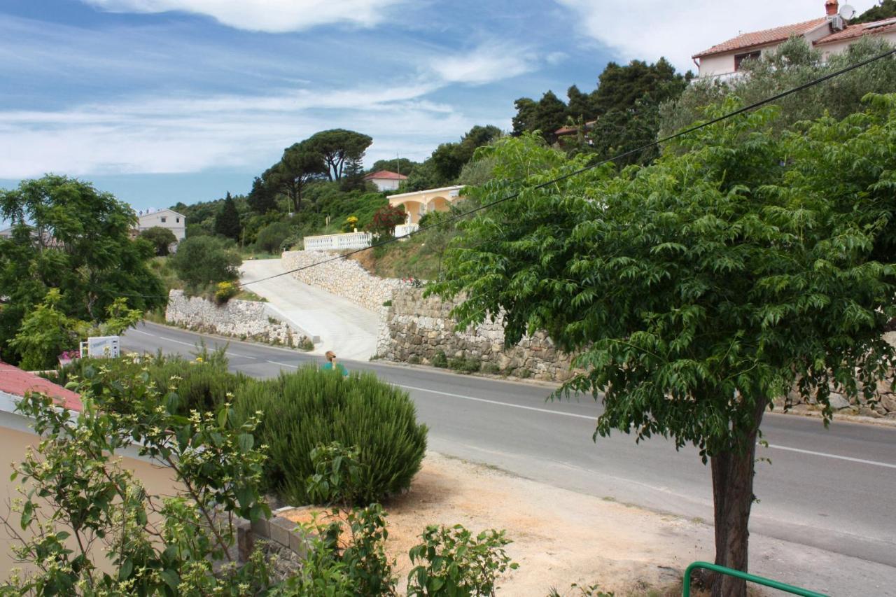 Apartments With A Parking Space Kampor, Rab - 4984 Экстерьер фото